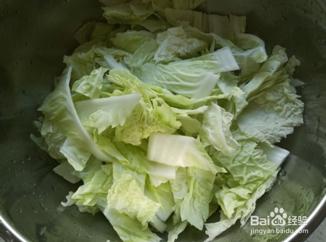 油豆腐炖白菜的做法