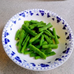 茄汁煎焗小排的做法