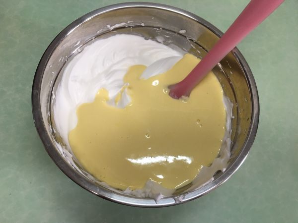 红丝绒旋风蛋糕