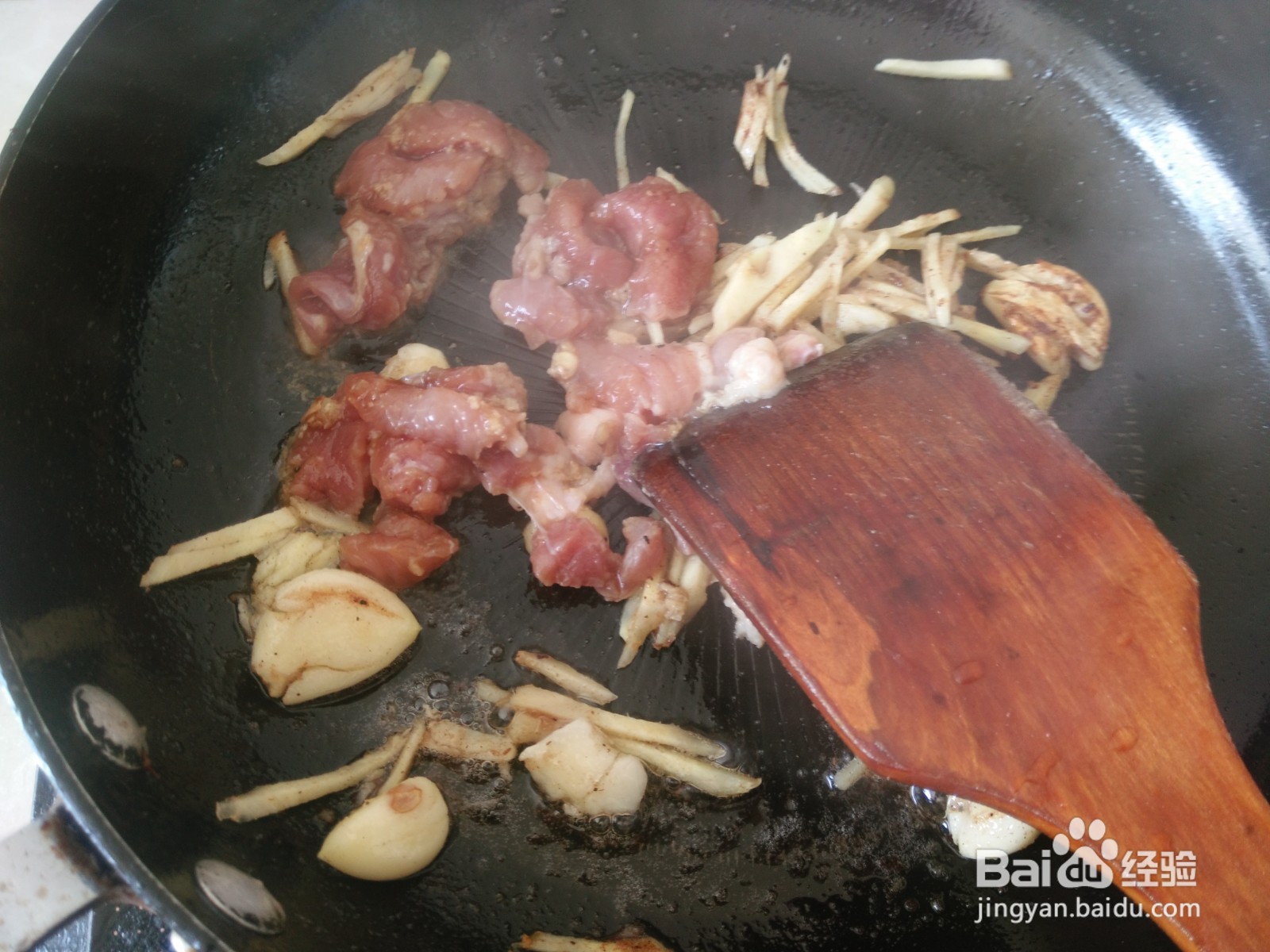 榨菜和肉丝的家常做法