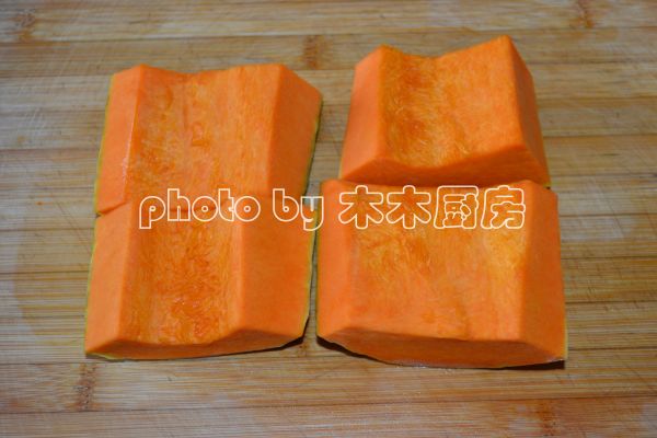 南瓜榨菜肉丝包