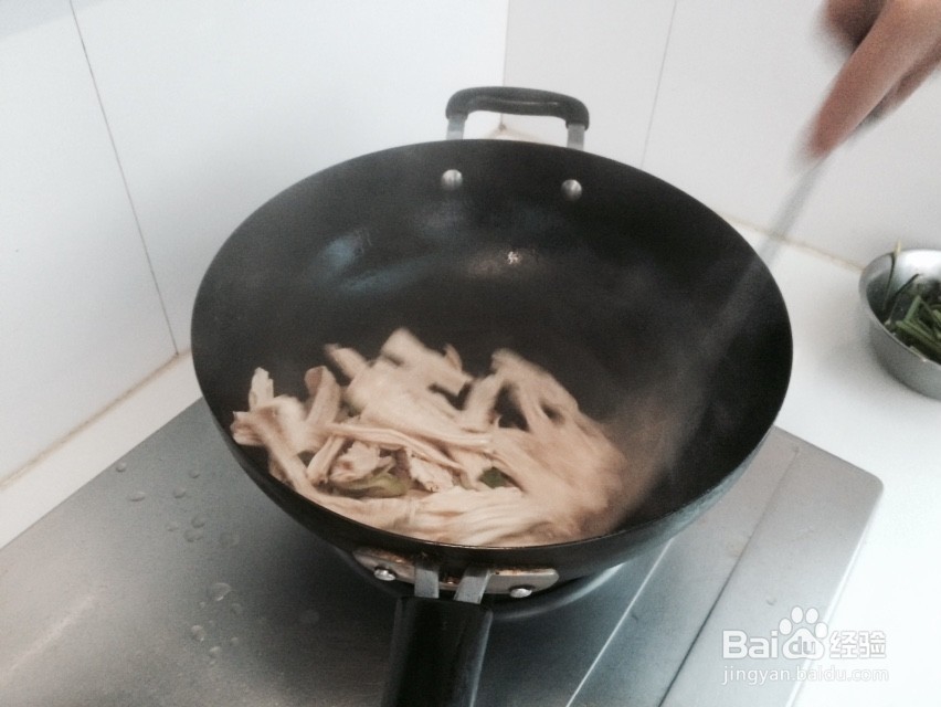 草菇腐竹炒肉丝