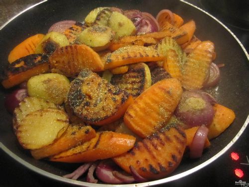 大蒜迷迭香烤羊腿