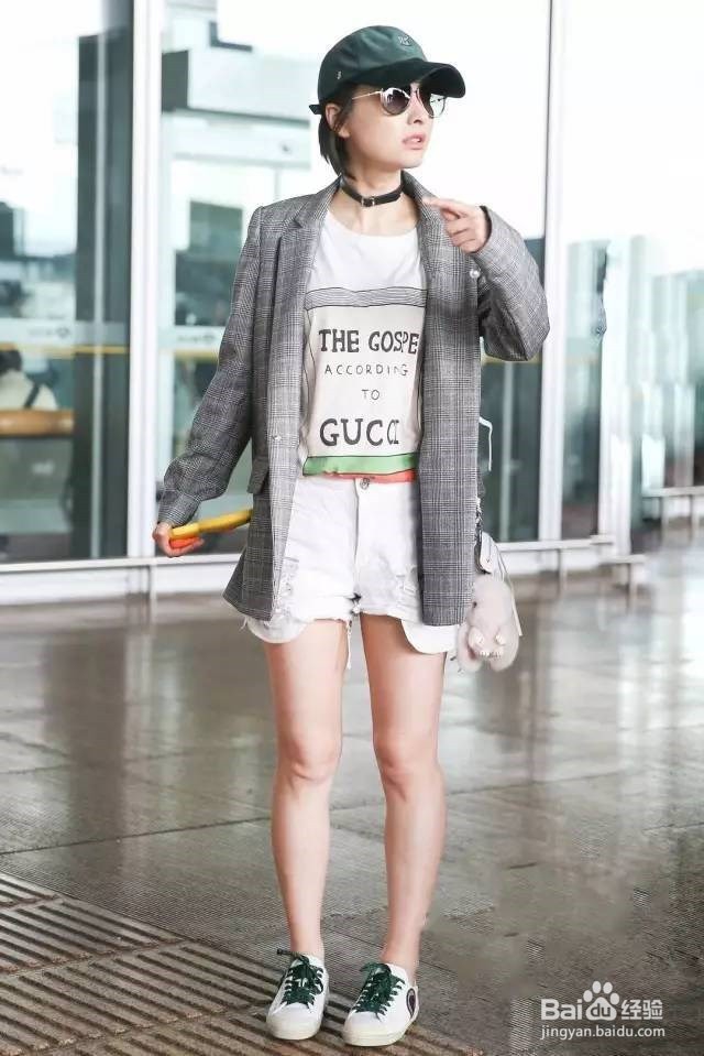 西服如何穿显得时尚又年轻