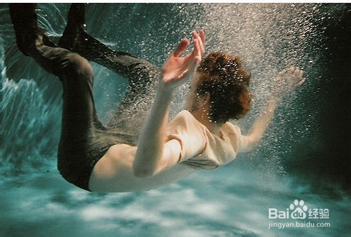 如何预防孩子遇到危险？