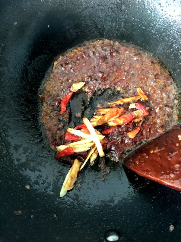 香辣榨菜肉丝面