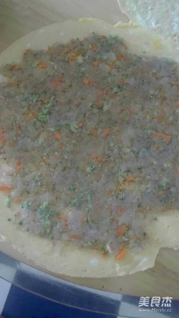 鸡蛋虾肉卷的做法