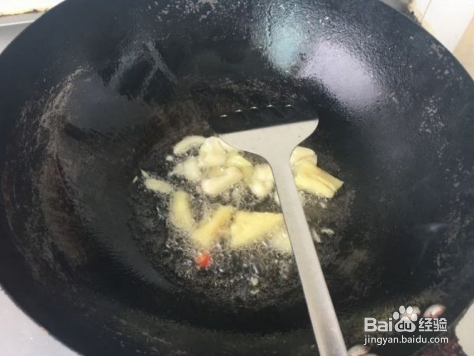 虾尾怎么做好吃又简单还不辣