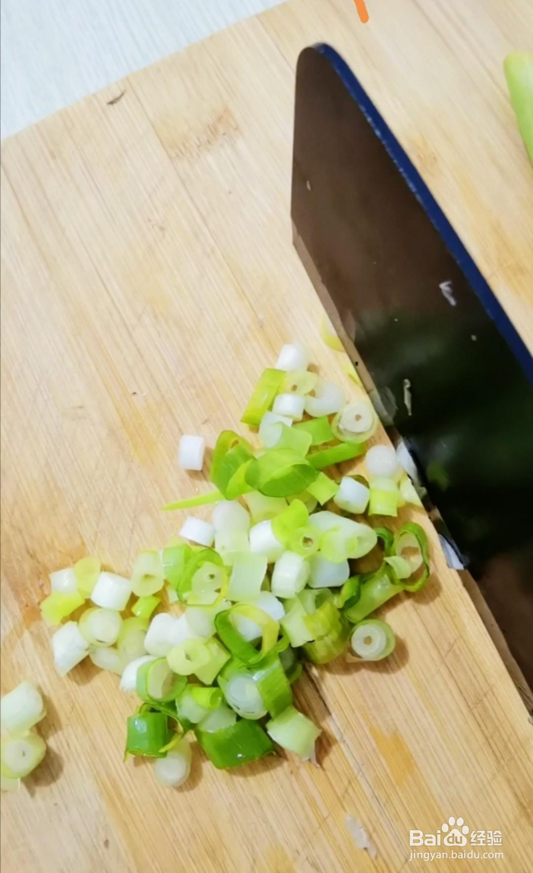 简单做好吃的凉拌皮蛋豆腐