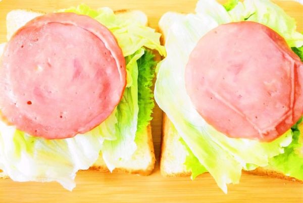 芝士火腿三明治