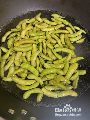 简单好吃香辣凉拌毛豆