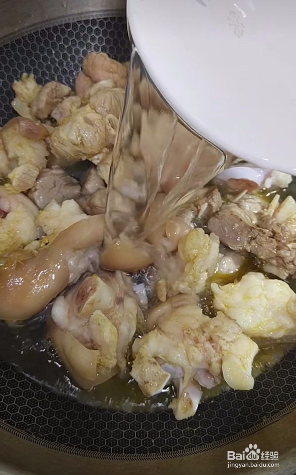 下奶的黄豆猪蹄