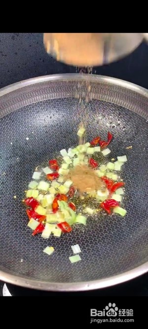 豆芽炒粉条怎么做