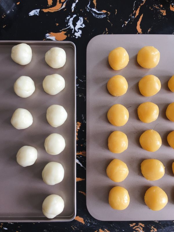 抹茶奶黄冰皮月饼