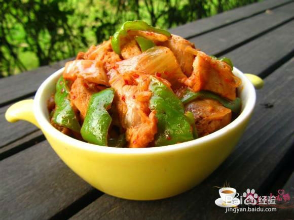 韩式泡菜作调料做出的美味“泡菜鸡”