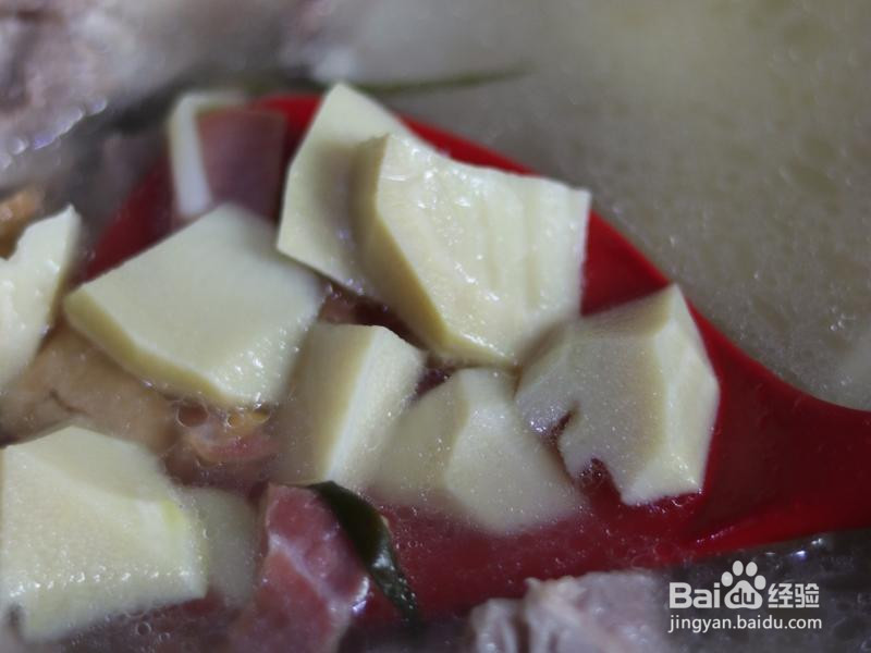 鲜掉眉毛的—腌笃鲜的做法