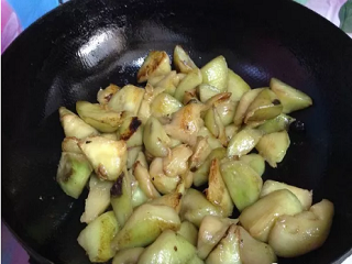 家常炒茄子怎么做？