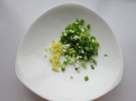 做炸酱面能否用豆瓣酱代替干黄酱