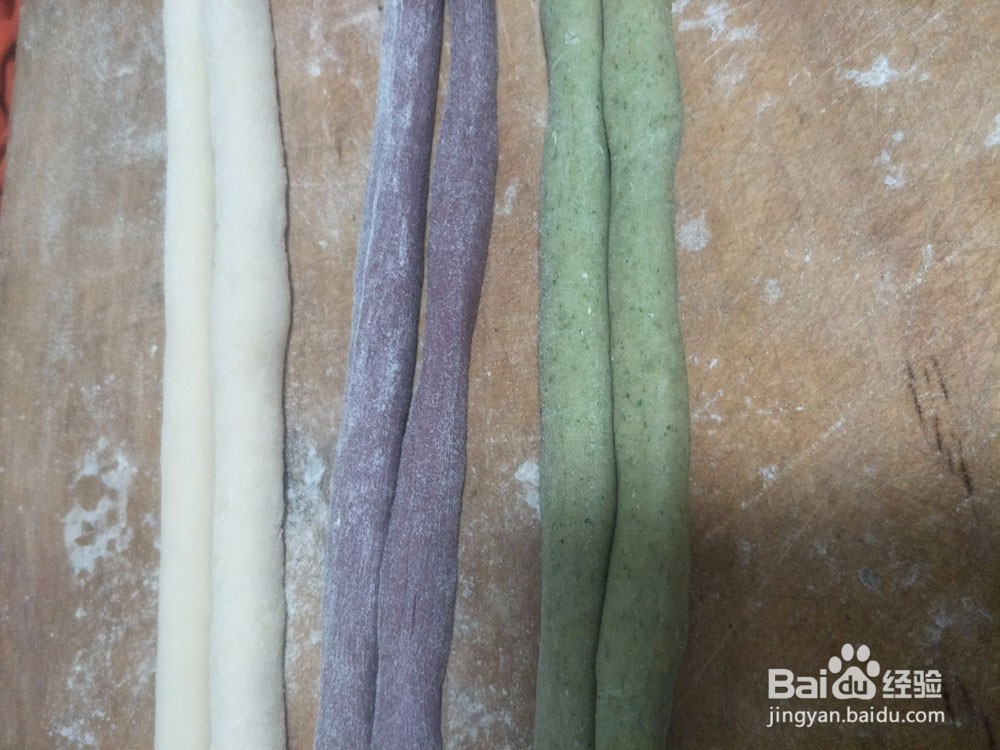 八根彩色面条做馒头的方法