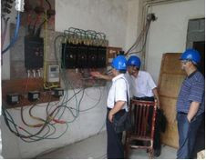 电气设备着火应如何灭火？