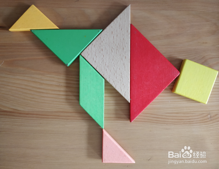 俯身的轮滑者用七巧板怎么拼接？