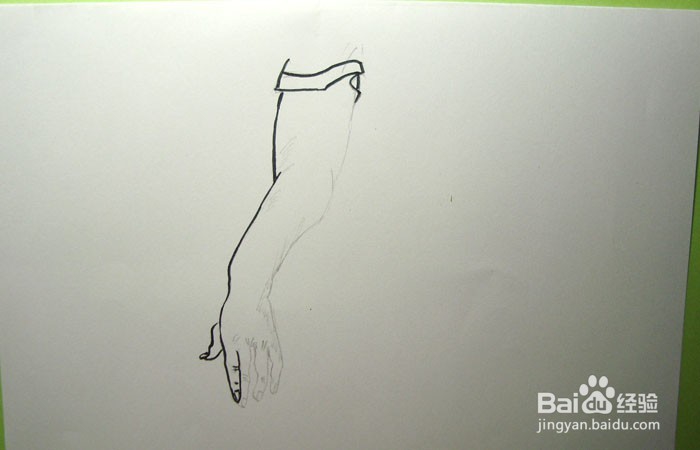 如何画速写举起来的手臂