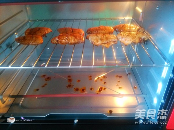 私房秘制烤鸡翅