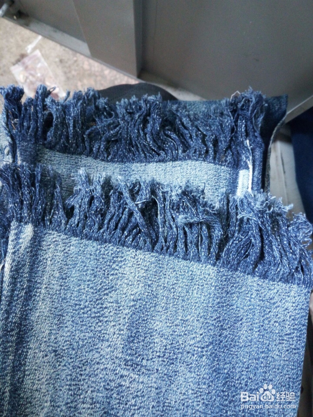 如何制作流苏牛仔裤