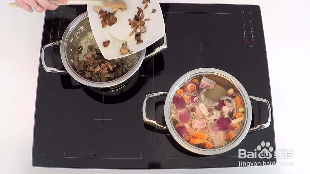 家常做法的意大利牛肝菌烩饭