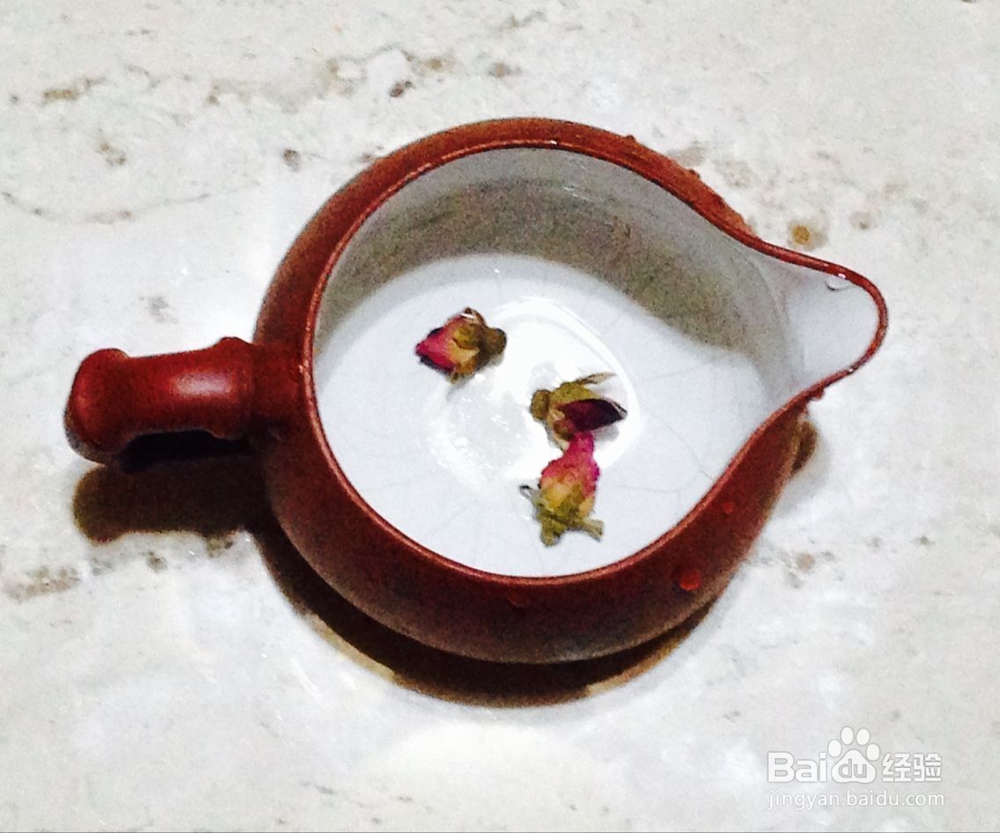 怎样泡玫瑰枣茶？