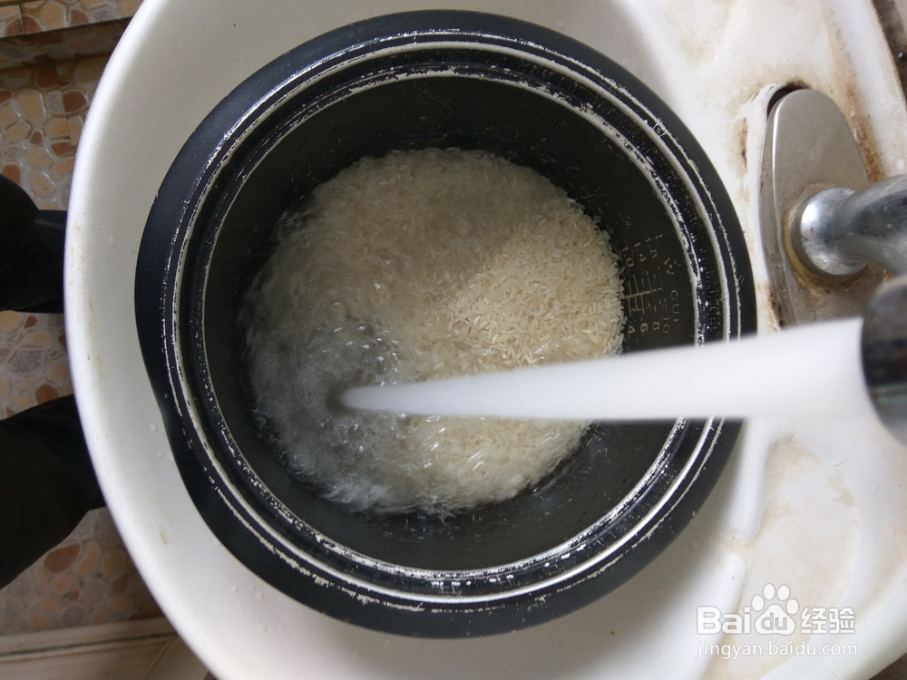 家常菜之怎么用电饭锅煮饭