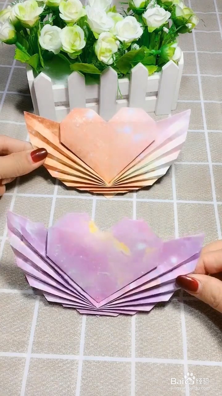 如何用折纸制作天使的翅膀