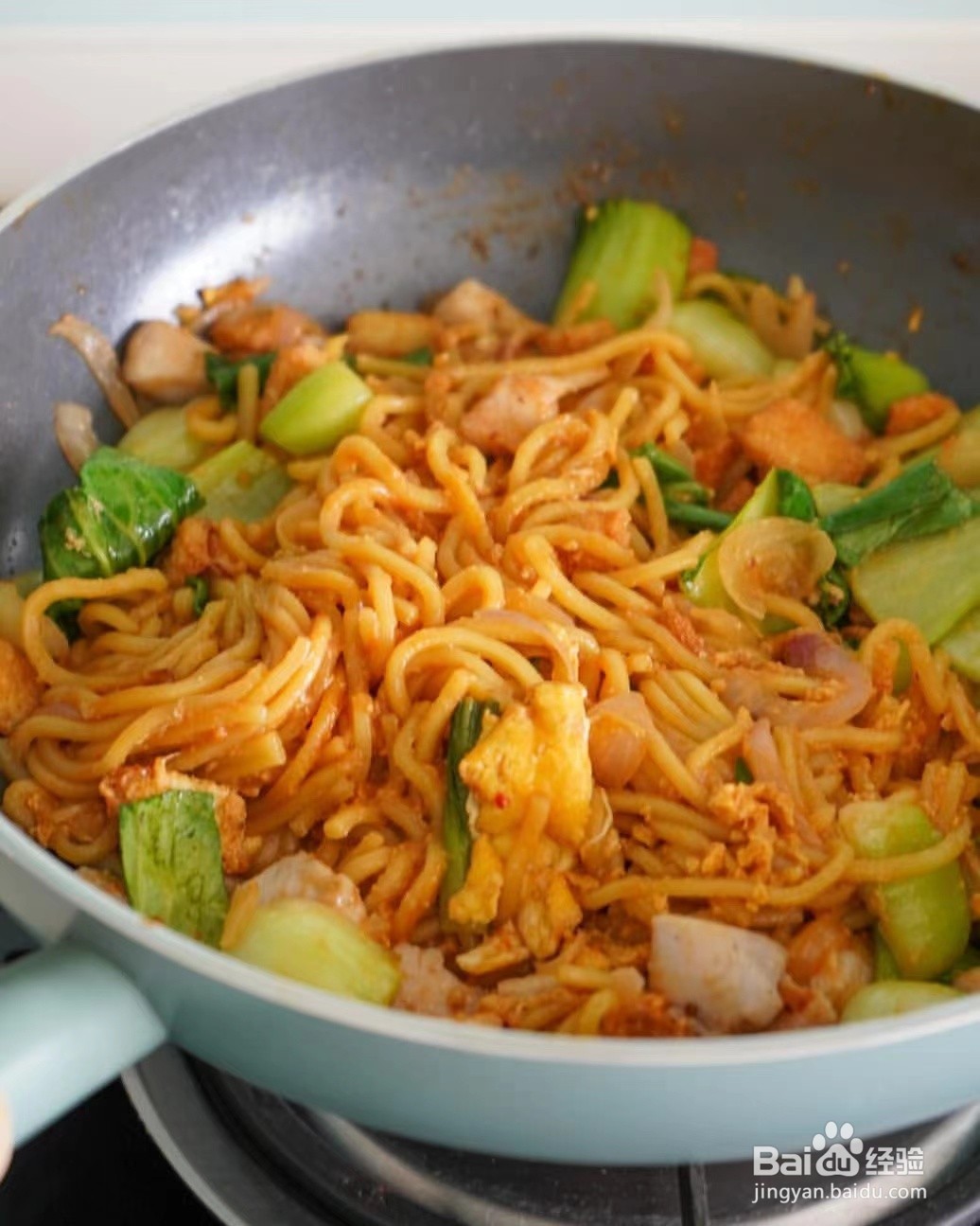 家常版蔬菜鸡丁什锦炒面的做法