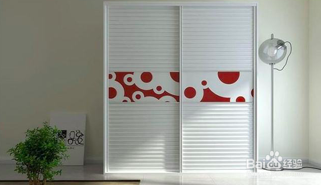 房间推拉衣柜门选购技巧