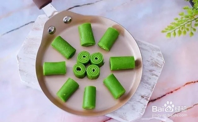 胡胡爱吃的菠菜汁蛋饼