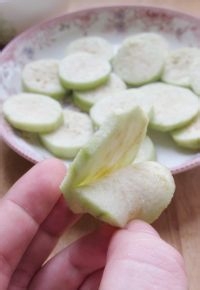 丰胸之鱼虾小茄饼的作法