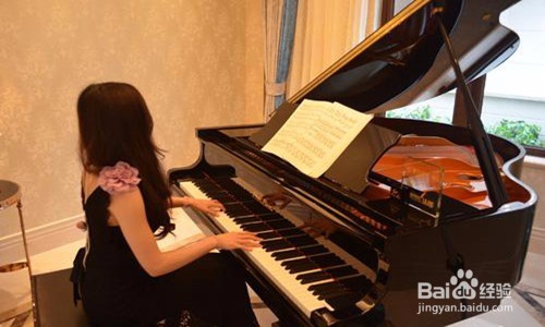 老年人怎样学钢琴