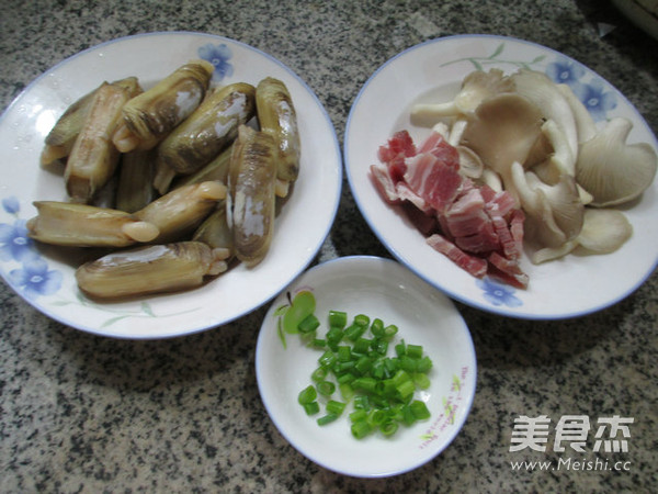 咸肉秀珍菇蛏子汤