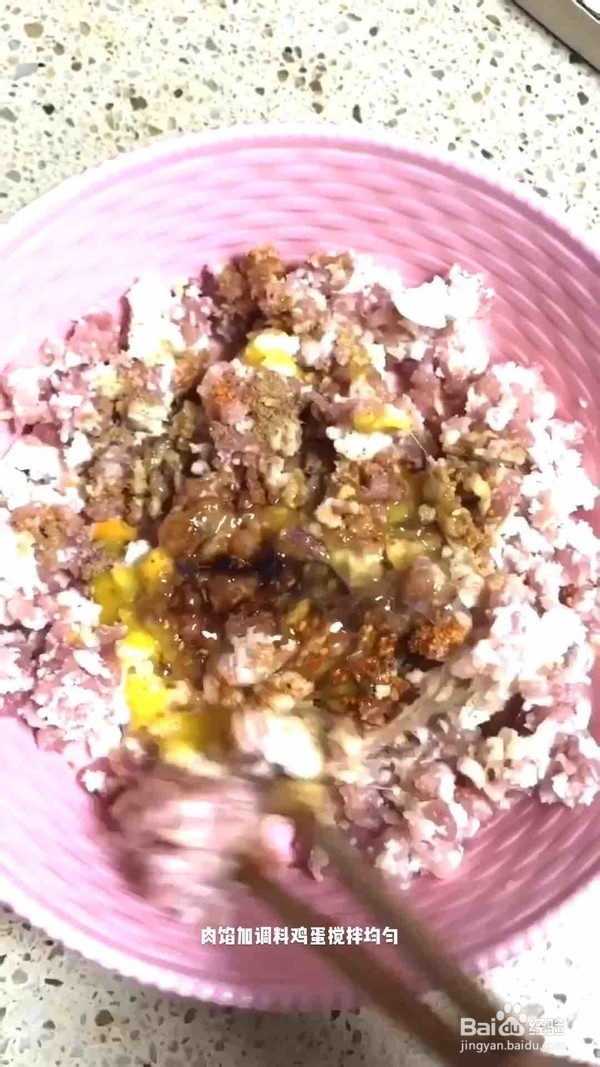 连汤汁都不放过的红烧狮子头