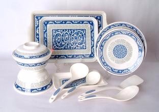 酒店餐具定制、为什么首选密胺餐具?