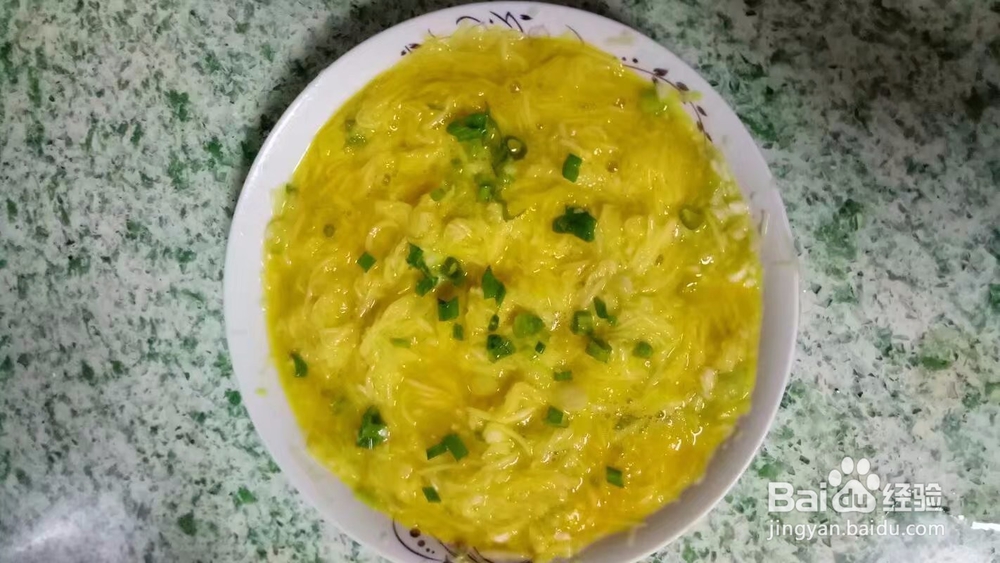 即营养丰富又便宜平凡的土豆丝鸡蛋饼