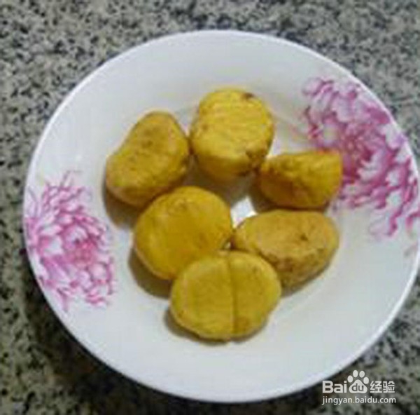 怎么做黑木耳栗子烧小素鸡