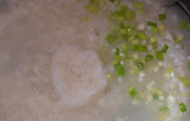 枸杞菠菜猪肝粥