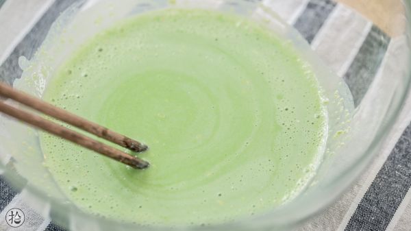 菠菜小米软发糕