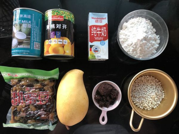 珍珠西米蜜豆椰汁