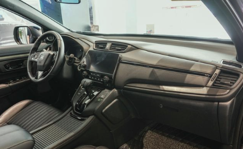 皓影为什么比缤智贵