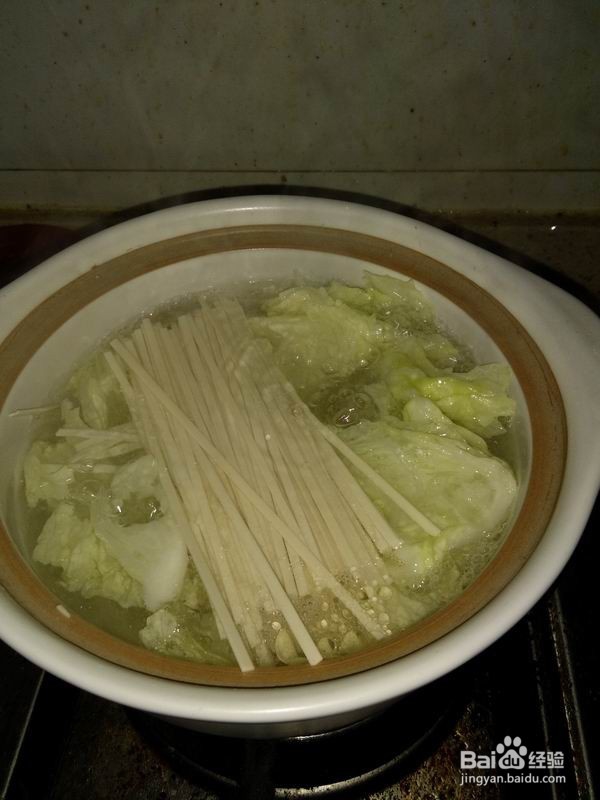 芝香砂锅白菜汆汤面