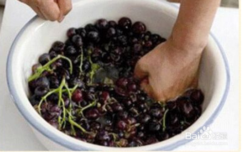 在家怎么自制葡萄酒？