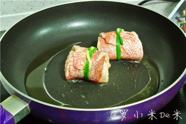 红鱼青豆泥时蔬