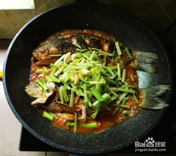 美味家常烧鲫鱼